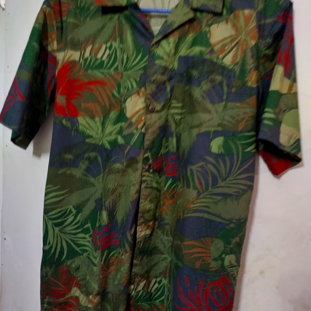 Old Navy button shirt